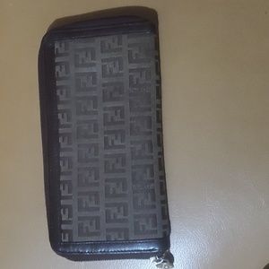 Fendi zippy wallet